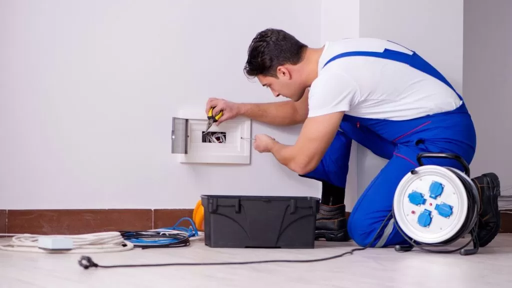 electrical-repair-in-naples-fl